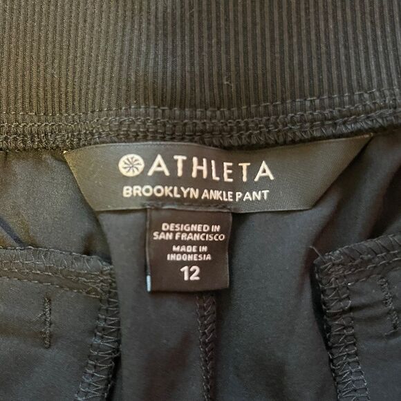 Athleta Brooklyn Mid Rise Ankle Pant Stretch Athleisure Travel New Black Sz 12 - Picture 7 of 15
